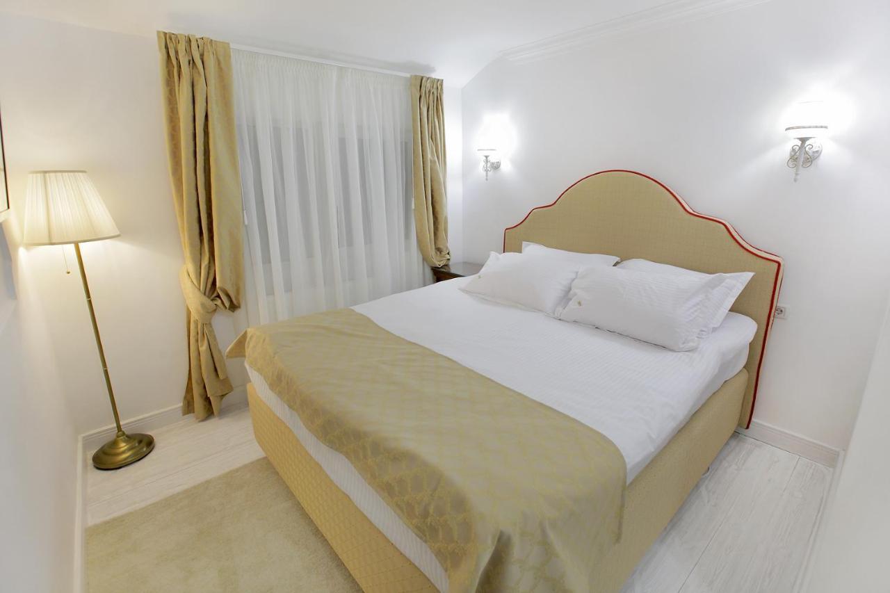 Excelsior Boutique Hotel Sinaia Ngoại thất bức ảnh